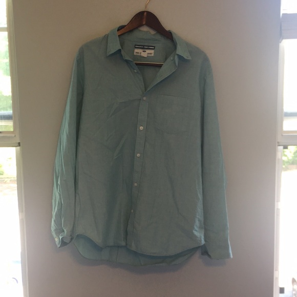 Old Navy Classic button up shirt - Picture 1 of 3